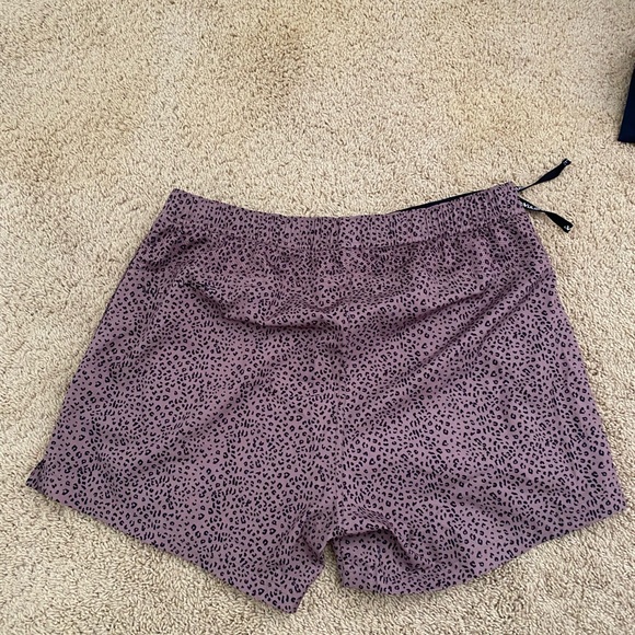 Gym shorts - Picture 3 of 3